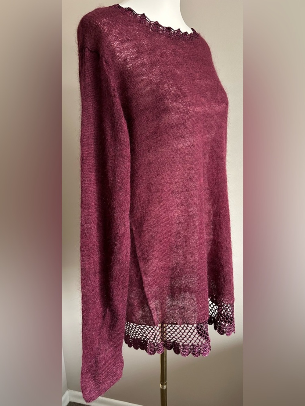 Anthony Saks Burgundy Lightweight Knit Tunic w. Crocheted Accents - Picture 3 of 13